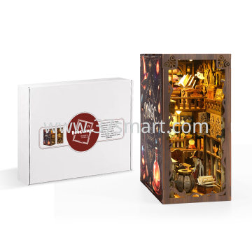 DIY Magic Night Book Nook with LED BV02-006 Blister